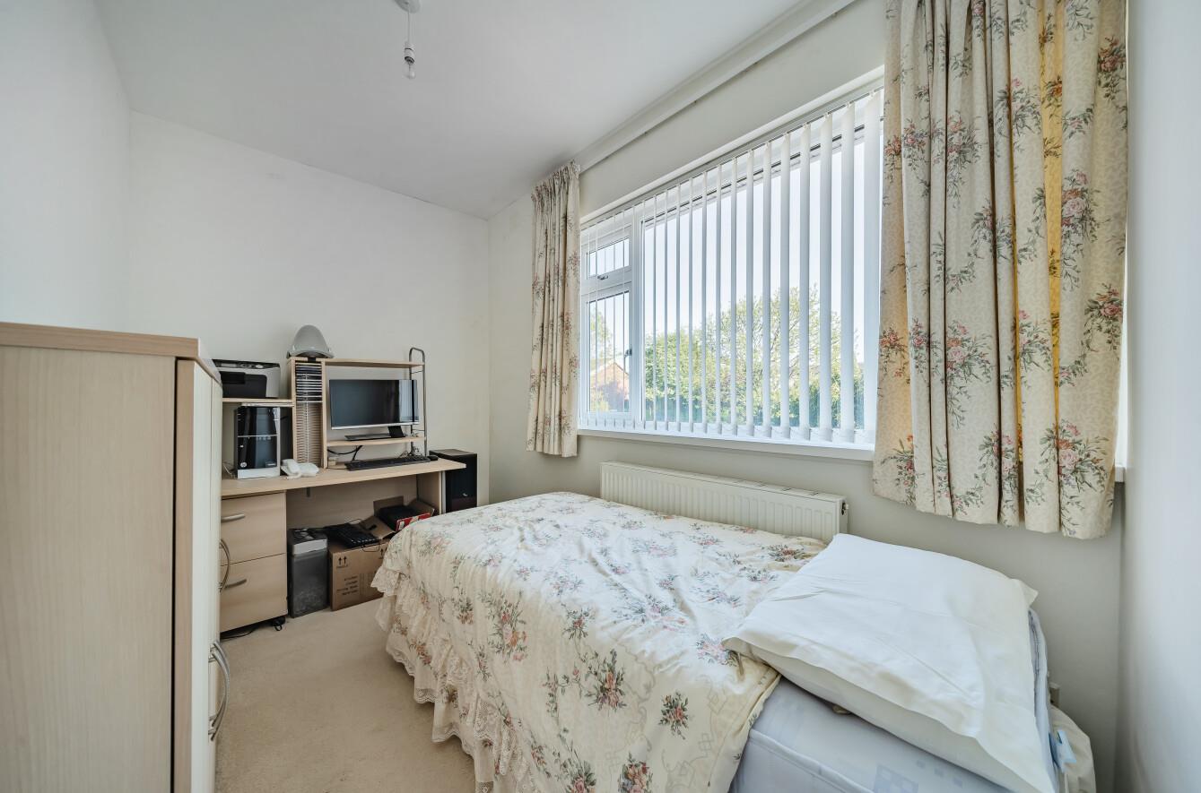 Bron Y Bryn, Killay, Swansea, SA2 7NP